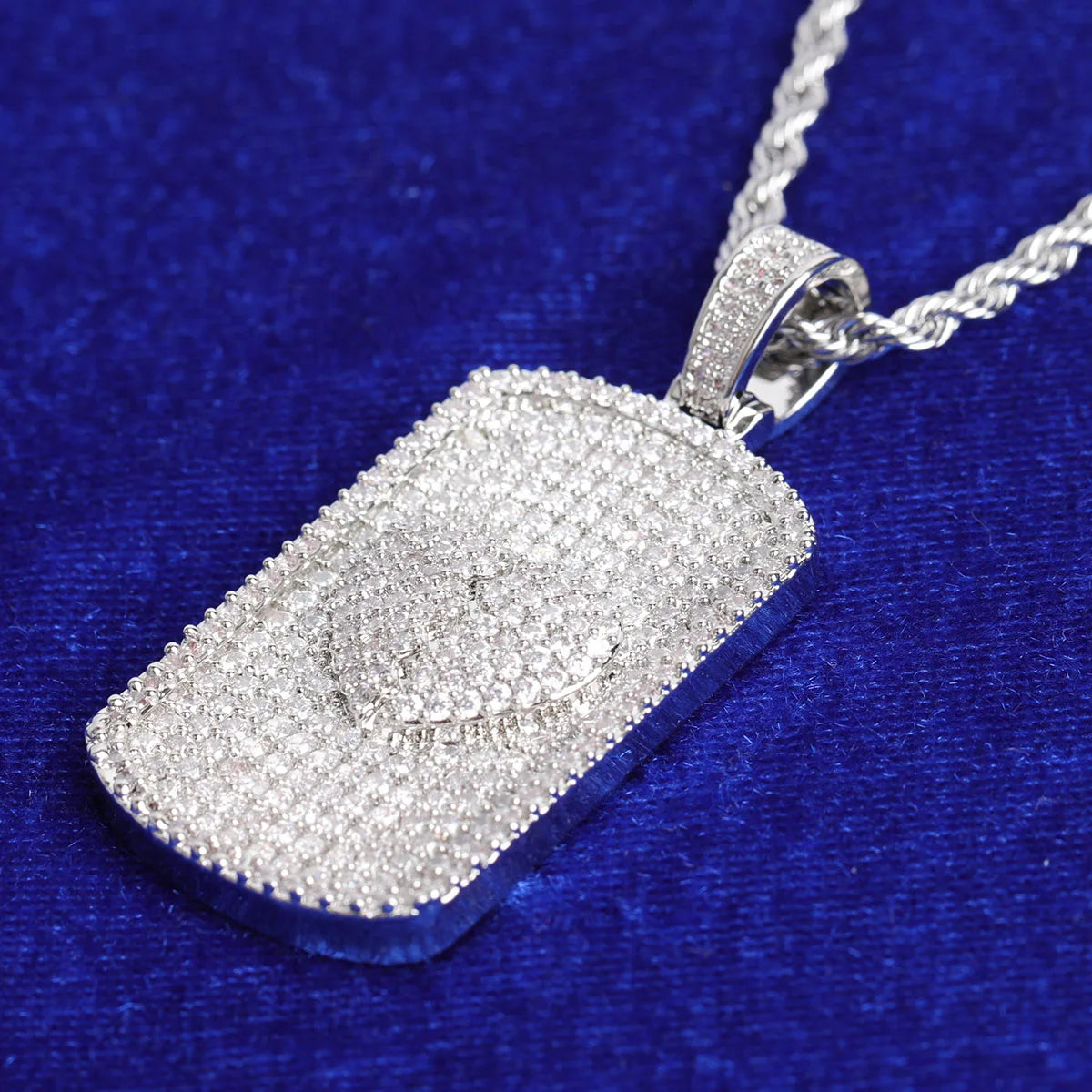 Bubble Letter Iced Out Custom Pendant Photo Medallion for Women Real Gold Plated Rock Street Hip Hop Jewelry